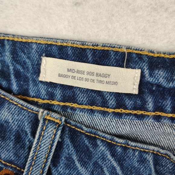 NWT Universal Thread Mid Rise 90s Baggy Jeans Size Woman's 17 - Picture 7 of 10